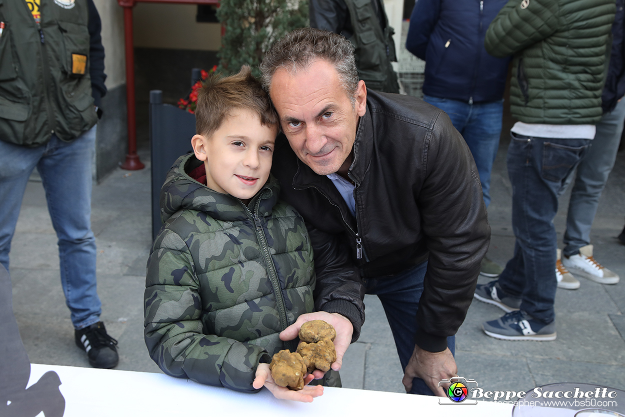 VBS_7189 - Fiera Nazionale del Tartufo e dei Santi 2022.jpg